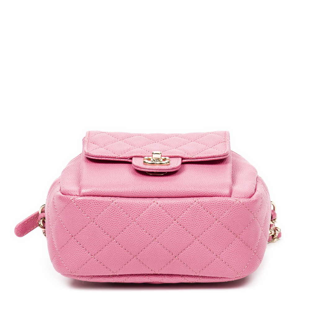 Chanel CC Day Camera Case - Picture 6 of 9